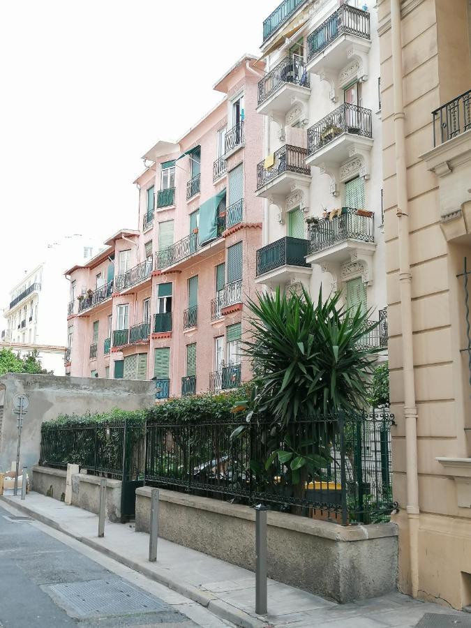Le Cocon - Charmant F1 Bis - Centre Ville A 2 Pas De La Promenade Des Anglais Appartement Nice Buitenkant foto